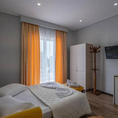 Sunkised Hotel