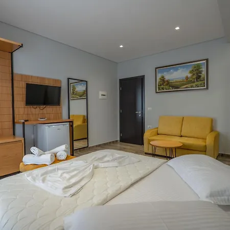 Hotel Sunkised