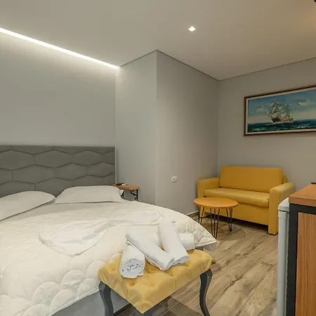 Hotel Sunkised