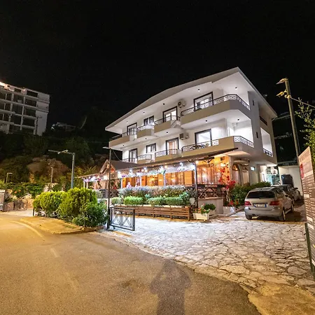 Sunkised Hotel 3*