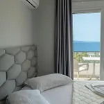 Hotel Sunkised 3*