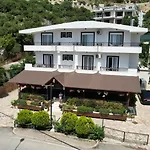 Sunkised Hotel