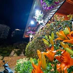 Sunkised Sarandë