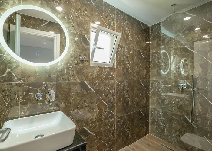 Hotel Sunkised 3*